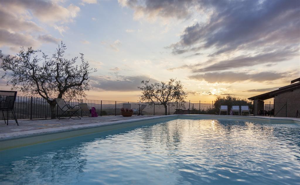 Colle San Giovanni Τόντι Εξωτερικό φωτογραφία